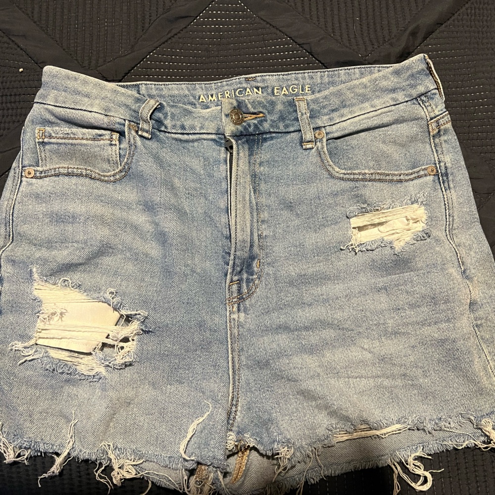 American eagle mom jeans
